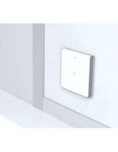 Ubiquiti U6 Enterprise 4800... 2